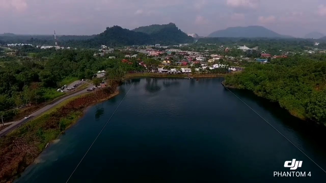 高空看石隆门镇 石隆門碧湖aerial Skyview Of Bau Town Bau Lake Youtube