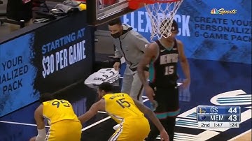 Steph Curry wanted to help up Jordan Poole so bad