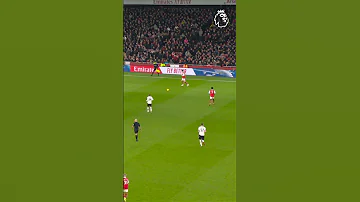 Tomiyasu Assists Saka Scores 