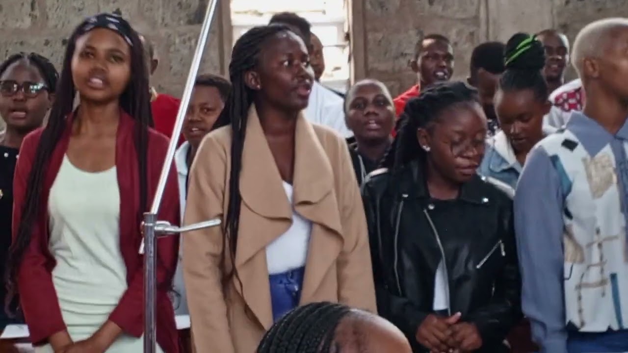 Tazama nimekuja Kuyatimiza mapenzi yako Ee Bwana.