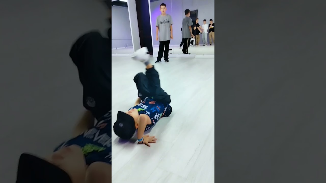 Мастер класс по брейкингу от bboy Rival