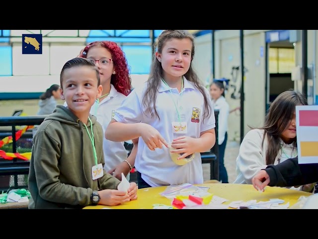 Watch Elecciones estudiantiles fortalecen el civismo en centros educativos on YouTube.