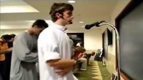 تلاوة رائعة بصوت شاب ألماني سورة مريم YouTube