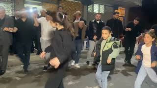 Bu Halaya Girmeyeni Düğünden Atıyorlar😉