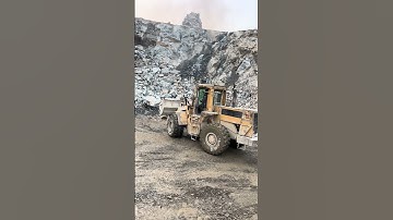 #automobile #heavymachinery #constructionequipment #bulldozerofficial #heavyequipment #dangerousjobs