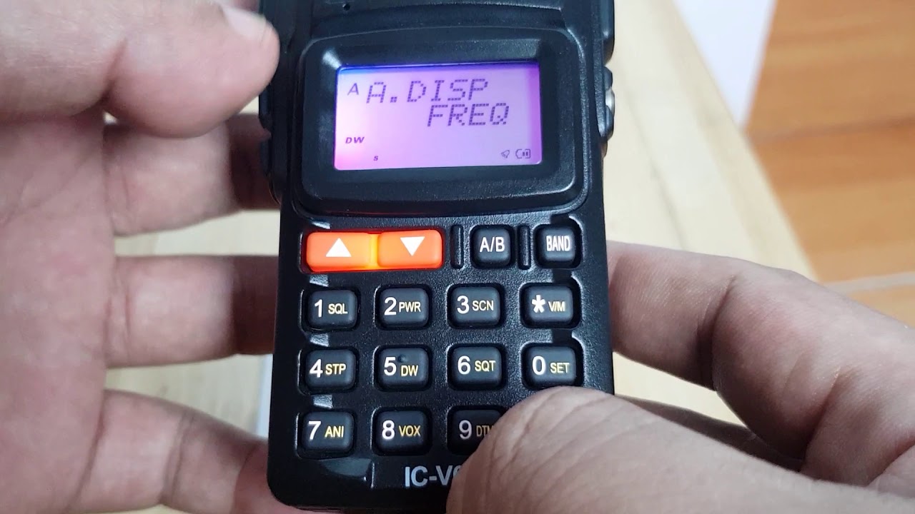 วิธีฟังวิทยุ FM icom V68