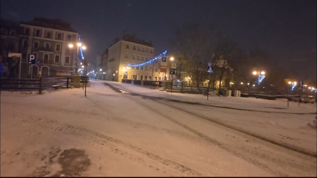 Walking Through Kalisz | Part 2:Górnośląska Street & Town Hall 