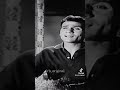 مشتاق لعنيك مشتاقلك