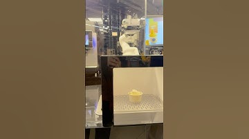 Self service by robot  to bought ice cream #fypyoutube #jangkauwanluas #robot #icecream