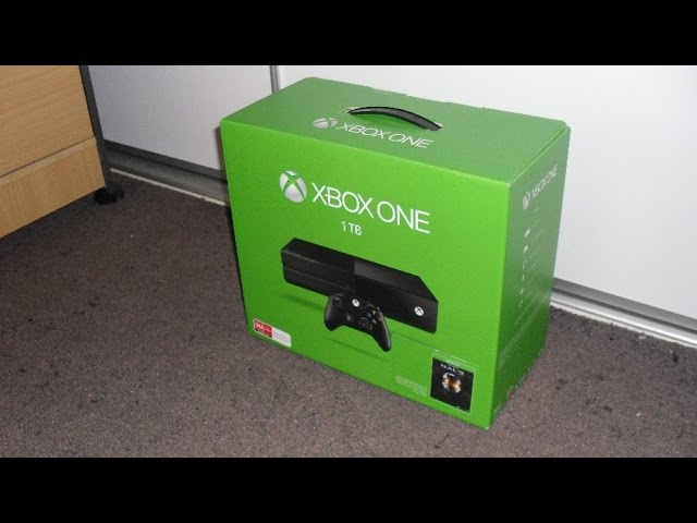 Unboxing Xbox One Day One Edition - Game Informer