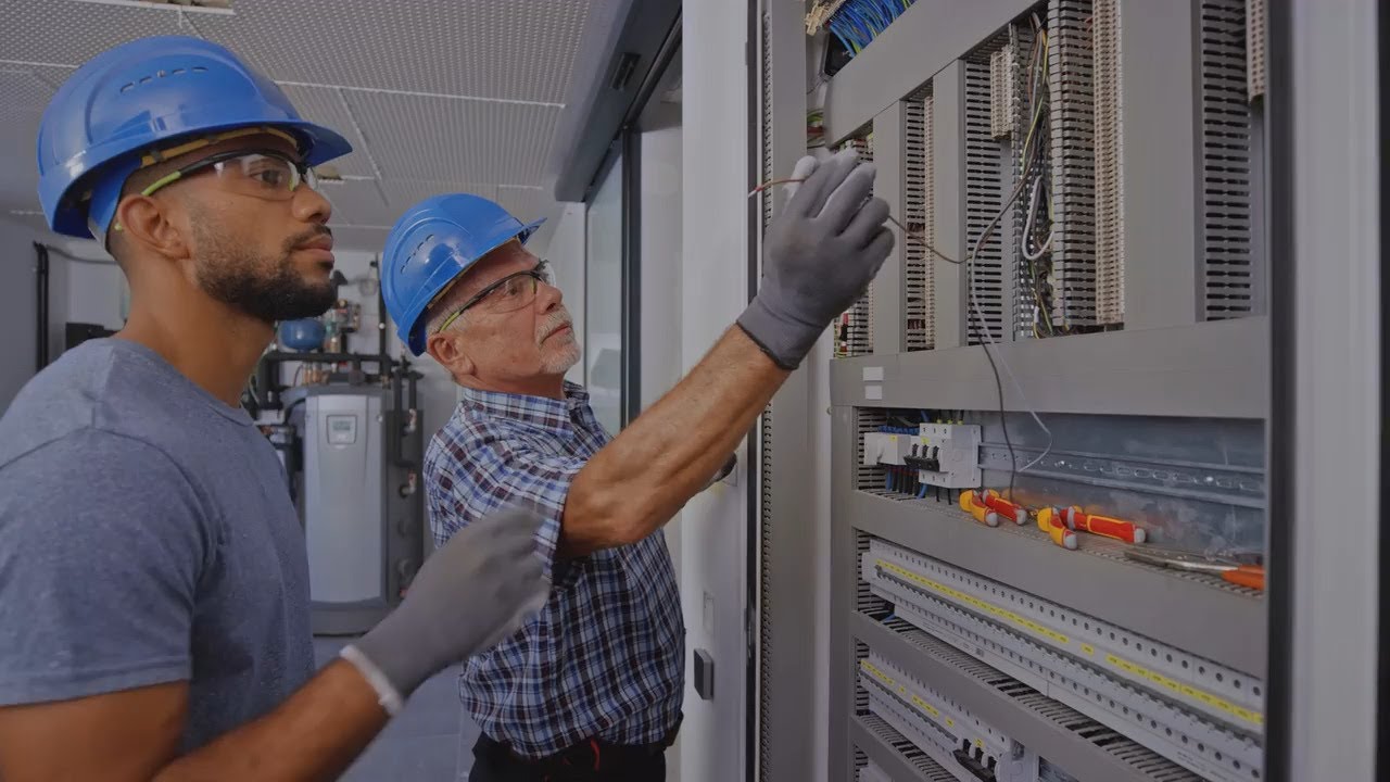 Excelsior University — Excelsior University: Electrical Engineering Technology Programs (YouTube video ad)