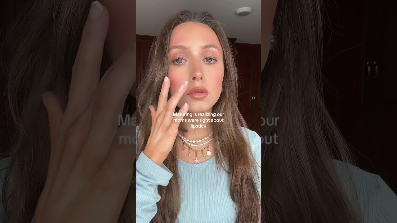 Lipstick over nothing 💋 