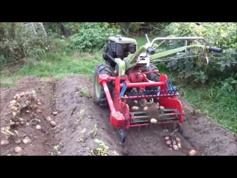 Мотоблок копает САМ