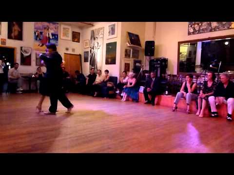 Dominic Bridge y Maria Elena Ybarra - Lafayette Grill, New York 2/2