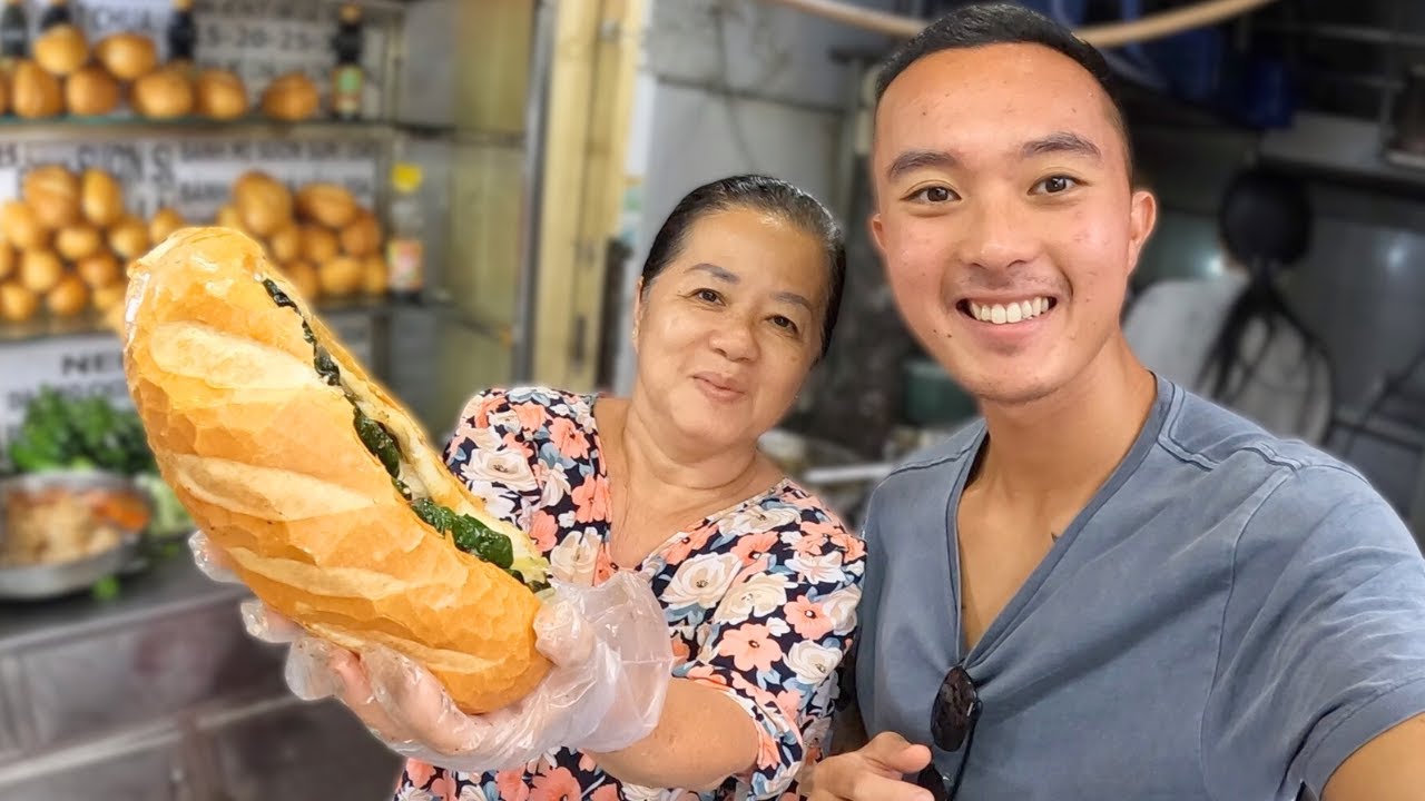$1 Bánh Mì So Good I'll Never Eat Subway Again 🇻🇳