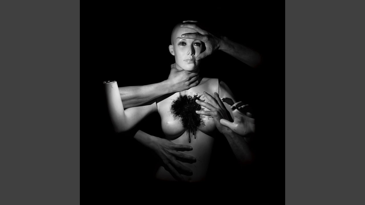 Watch La poudre aux yeux on YouTube