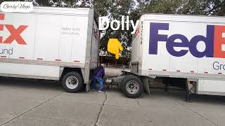 HOW FEDEX GROUND HOOK UP DOUBLE TRAILERS with DOLLY