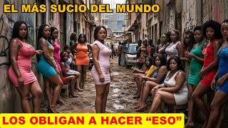 Vivir Entre Basura y Lodo, Obligadas a “Hacerlo” – Dentro del Barrio Marginal Más Grande del Mundo