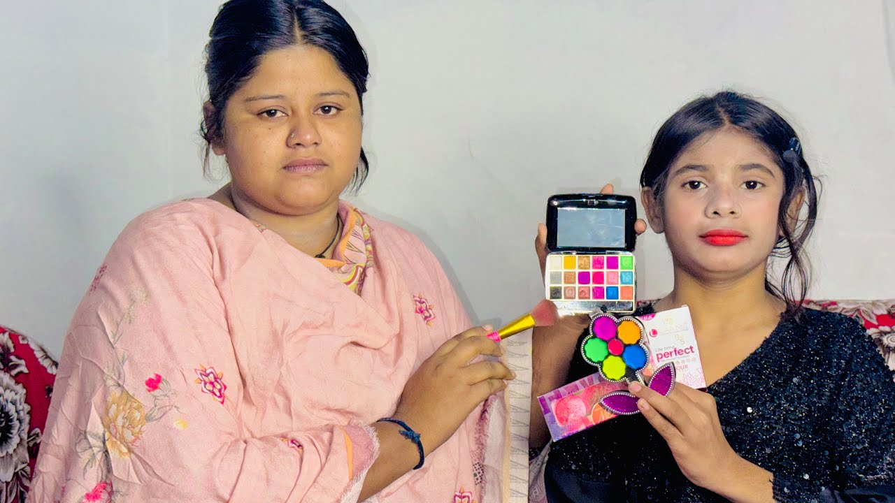 ASMR My Friend Makeup 