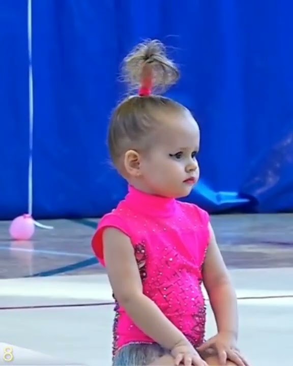 funny 😂🤣 cute little girl gymnastic #shorts #gymnastics #acrobatics #гимнастический #gimnastică