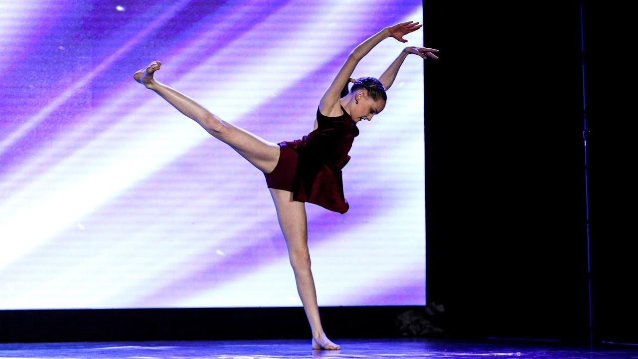 Audrey Mayernik - Anchor