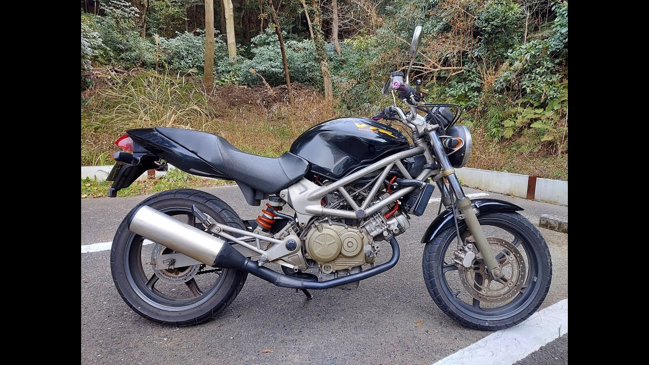 プチ 走行動画】 HONDA VTR250 初期型 - YouTube