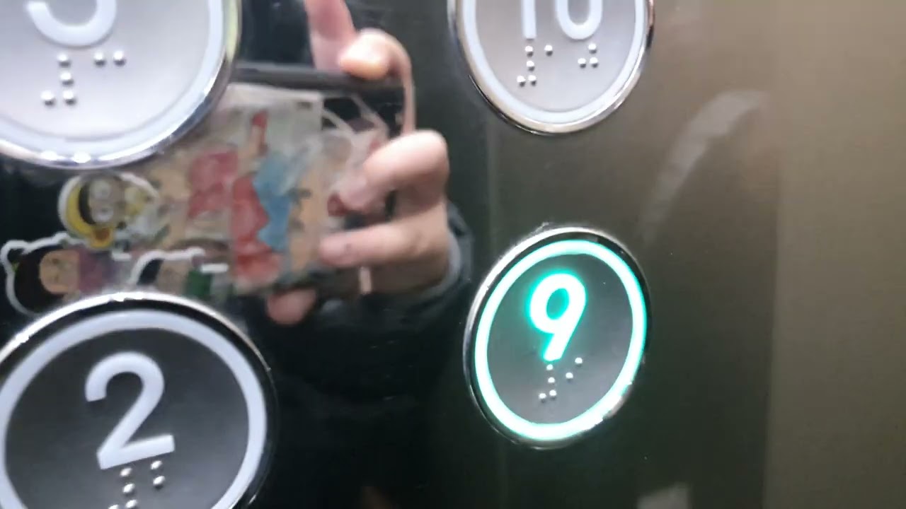 현대엘리베이터 탑사기(겨울에 엘리베이터 고장나지 않도록 조심하세요!)