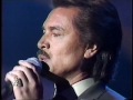 Engelbert Humperdinck  Wrap Your Arms Around Me  Live. Breathtaking voice.  wmv