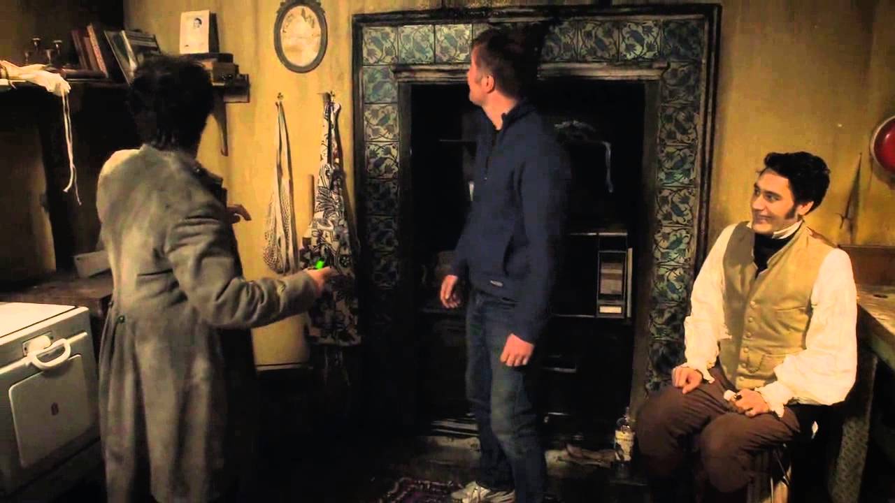 What We Do in the Shadows Official Clip "Technology" (2014) - Jemaine ...