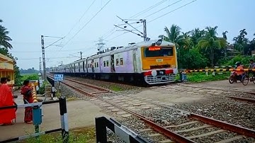 The Hauling Fired EMU : Smashing Outlet Hungry Single Windshield EMU Local Train Spotted Arriving