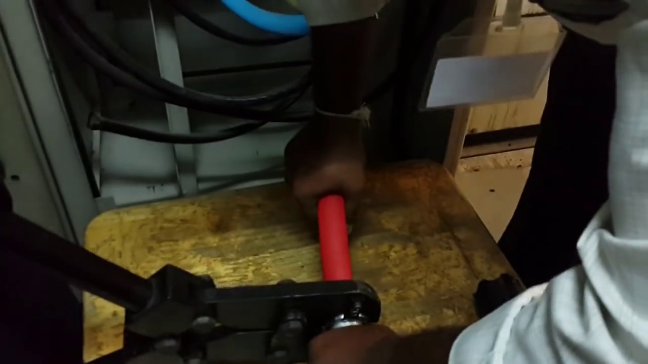 How To Replace 300 Sq mm2 Aluminium Xlpe Cable Lug YouTube How to replace 300 sq mm2 aluminium xlpe cable lug youtube