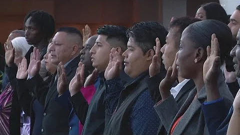 Prospective U.S. citizens turned away from Indianapolis naturalization ceremony