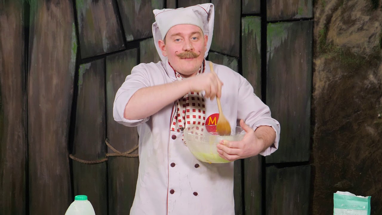 Shrek's Adventure London Muffin Man makes Pancakes YouTube
