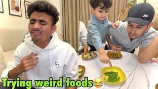 Peheli baar basil ne chilli try ki😂 | Abdullah se weird food nhi khaya jaraha😂