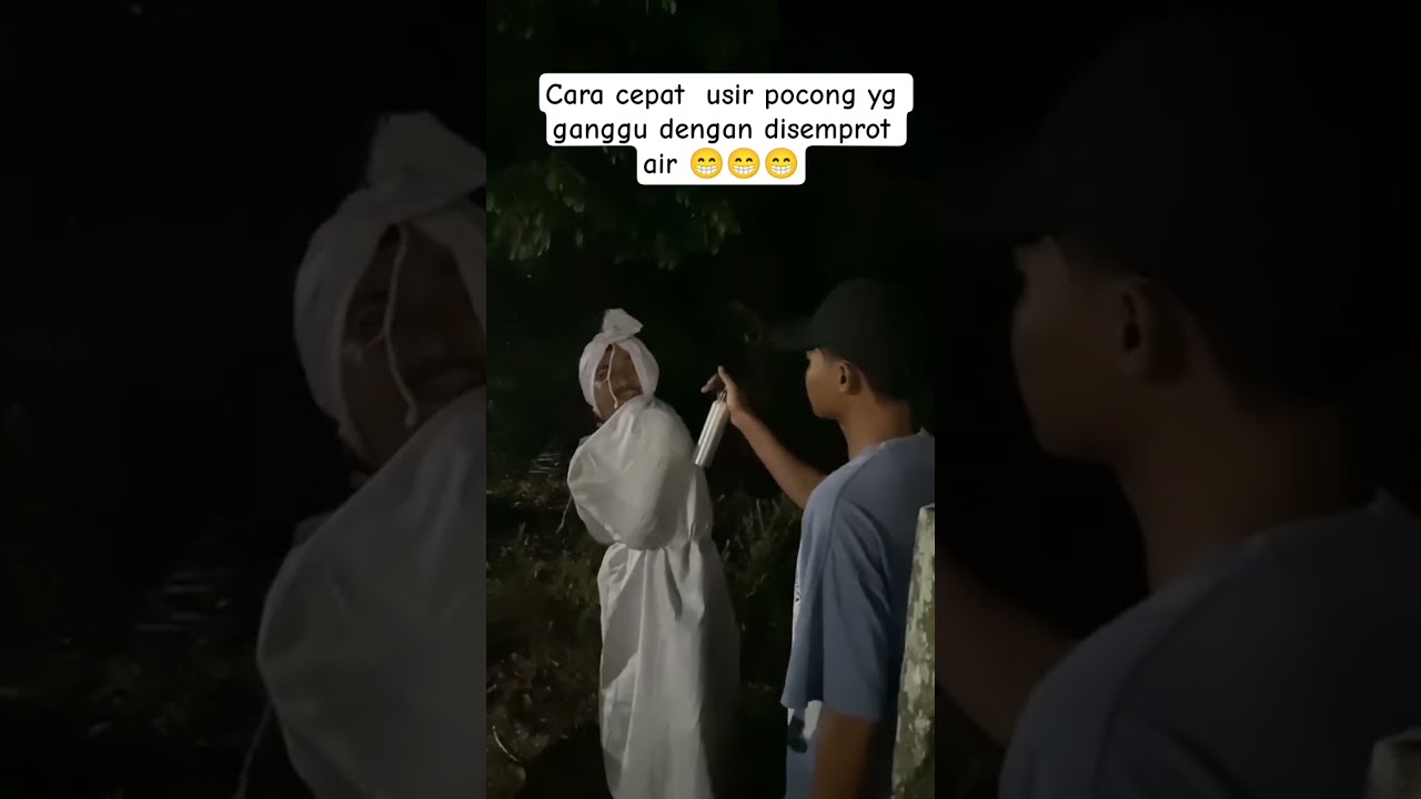 Cara cepat usir pocong dengan disemprot air
