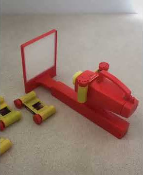 'See-a-Show' Vintage Film Viewer Projector Toy (Quick Look)