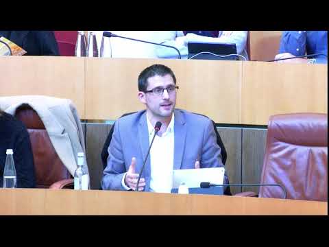 Image du reportage SEMOP : Intervention de Petru Antone Tomasi (Gruppu Corsica Libera)