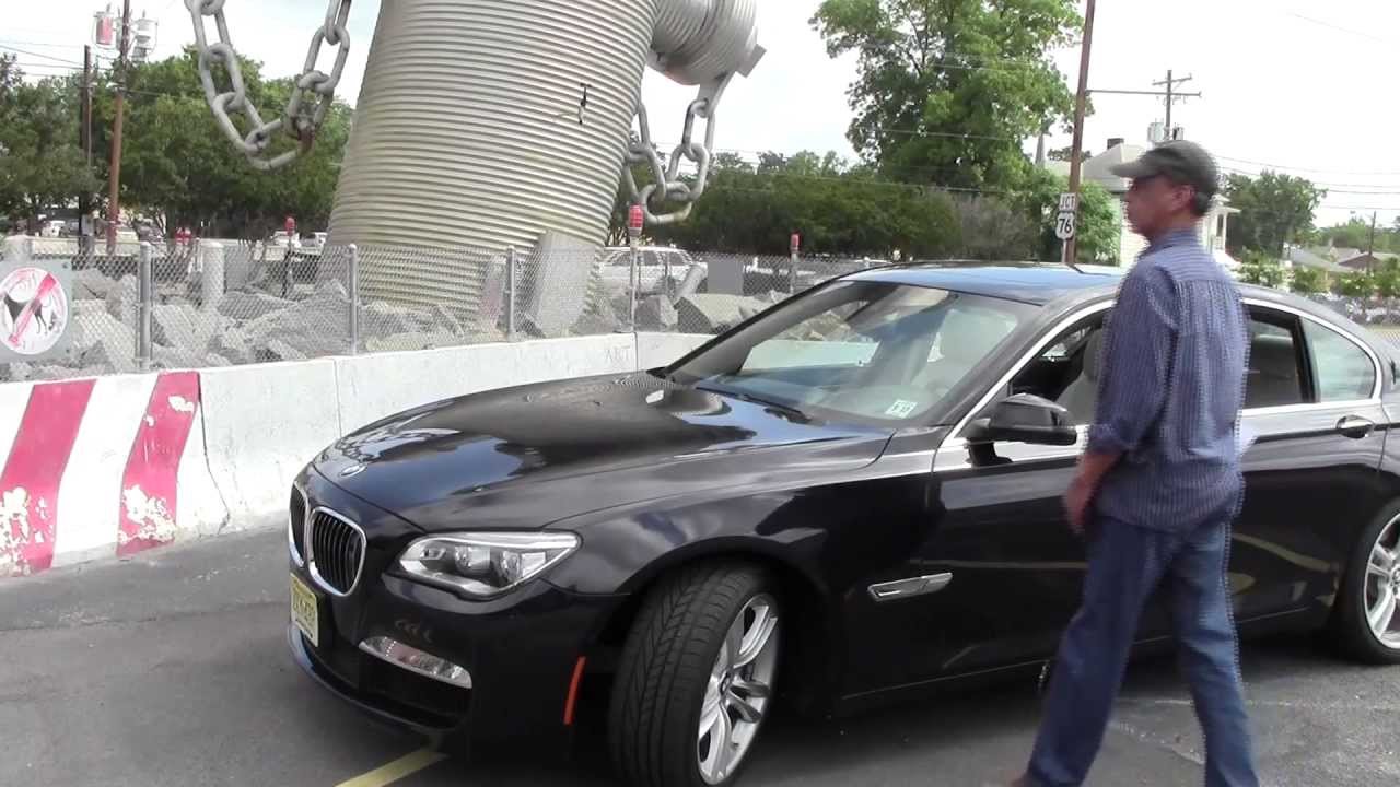 2013 BMW 750i xDrive Sedan, Detailed Walkaround