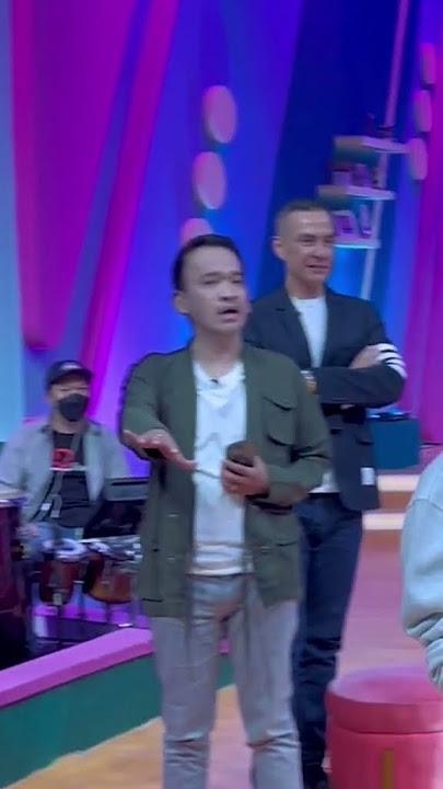 Bang Resmond gandeng tangan Ayu Ting Ting😂👫 #InfoneMaseh #YoNdakMampu #KaliaSiska #SKA86 #Shorts