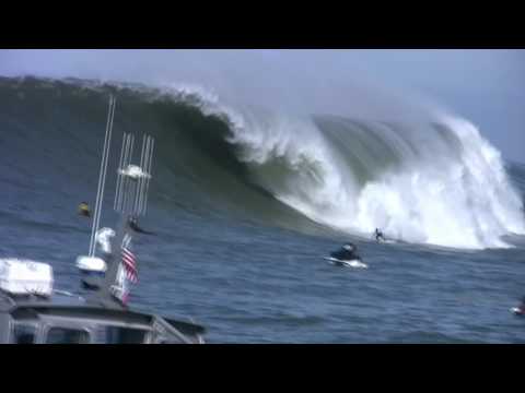 Grant Baker at the Maverick's Surf Contest - Ride ...
