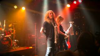 John Corabi - Hooligan&#39;s Holiday - Motley Crue