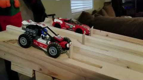Modular race track with Wireless arduino Timer (trailer)