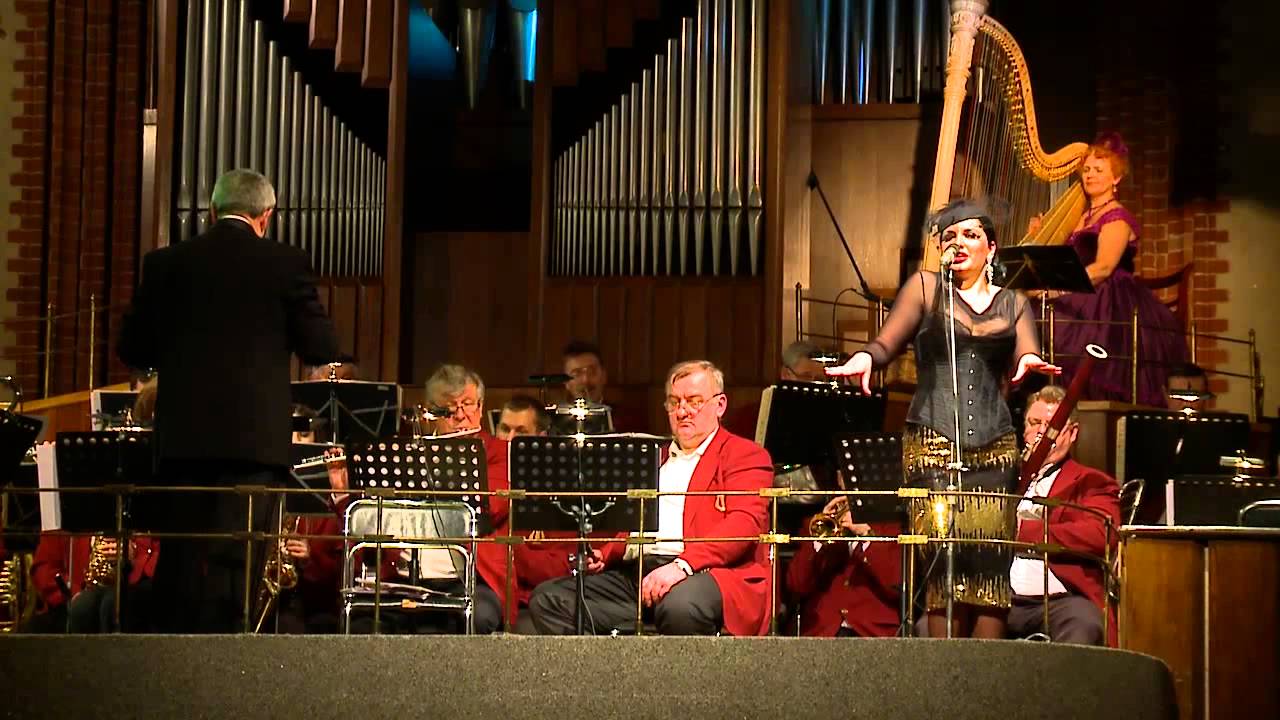 Виктория Бобкова.Карамболина.Оперетта "Фиалка Монмартра". - YouTube