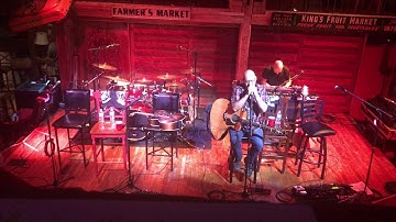 Sister Hazel - Champagne High (Live) at the Dosey Doe in Woodlands, TX on 03/07/2019