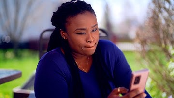 What it really means when she sees your message but doesn