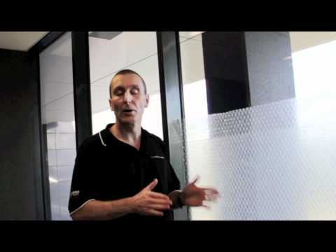 3M Cookie&rsquo;s Tips - Removing Window Frosting Film