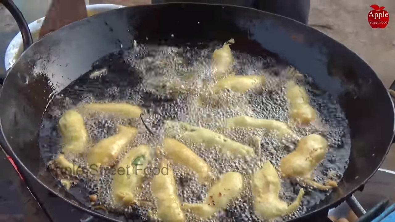 Hyderabad spl mirchi bajji | mirapakaya bajji | mirchi bajji | APPLE STREET FOOD