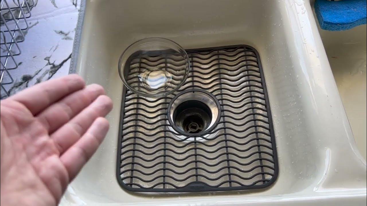 Should You Buy? Rubbermaid Sink Protector Mat 