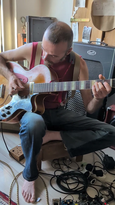 A fast way to learn and play Catfish Blues #guitarlesson #bluesguitar #guitarteacher #vintageguitar