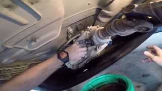 Jeep TJ Transfer Case Fluid Change - YouTube